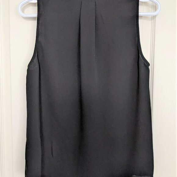 Sleeveless Power Blouse - Picture 3 of 3